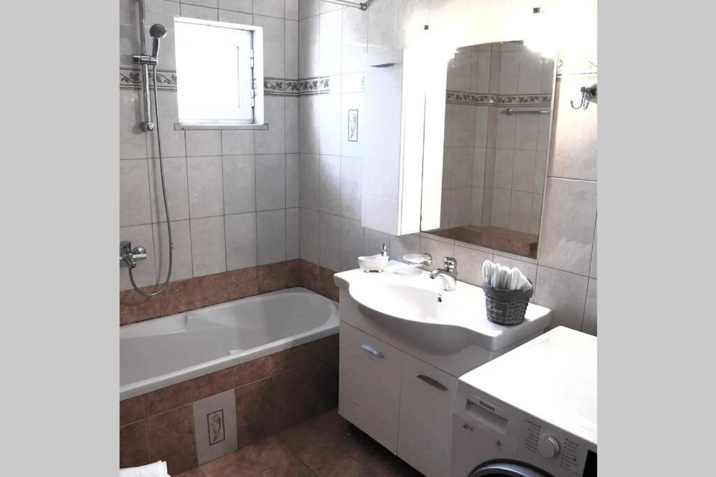 Pogonia Sea View Apartment Dış mekan fotoğraf
